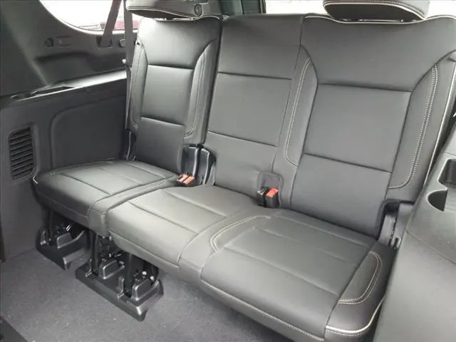 2024 CHEVROLET SUBURBAN PREMIER | Photo Five