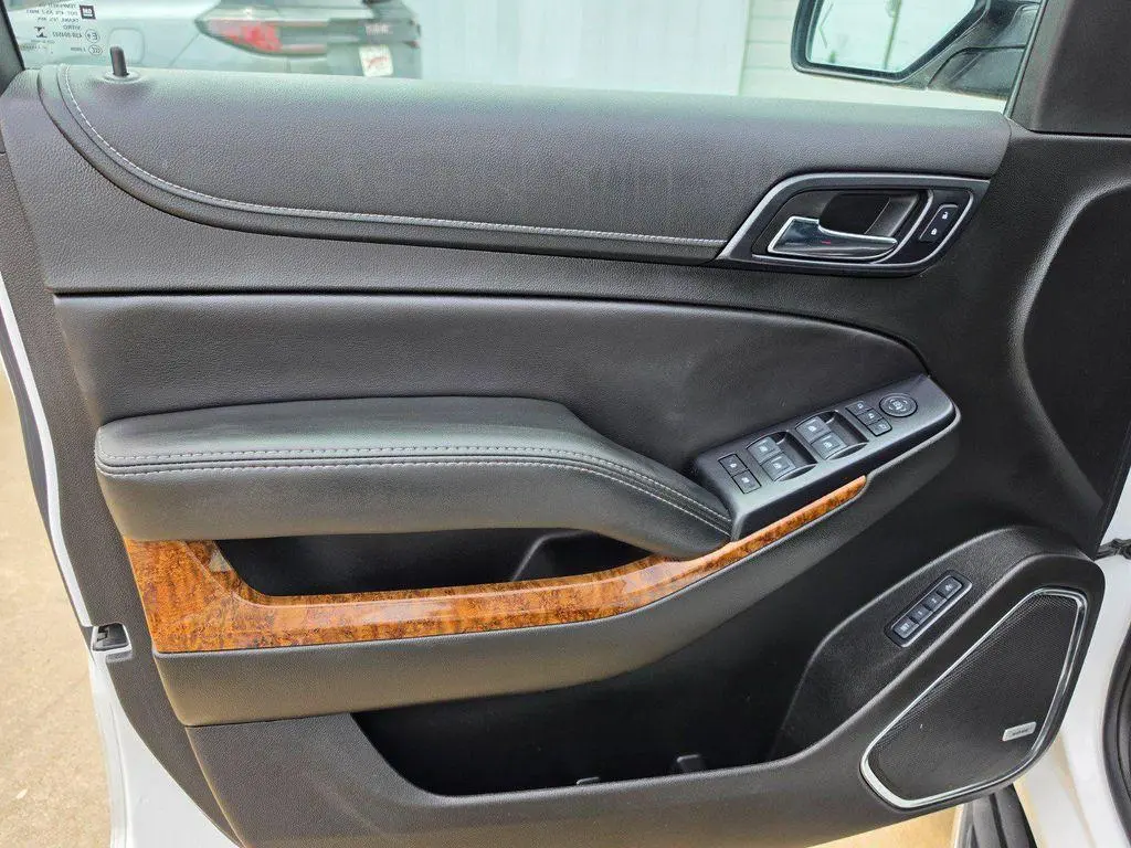 2019 CHEVROLET TAHOE PREMIER | Photo Five