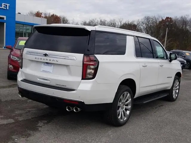 2024 CHEVROLET SUBURBAN PREMIER | Photo Two