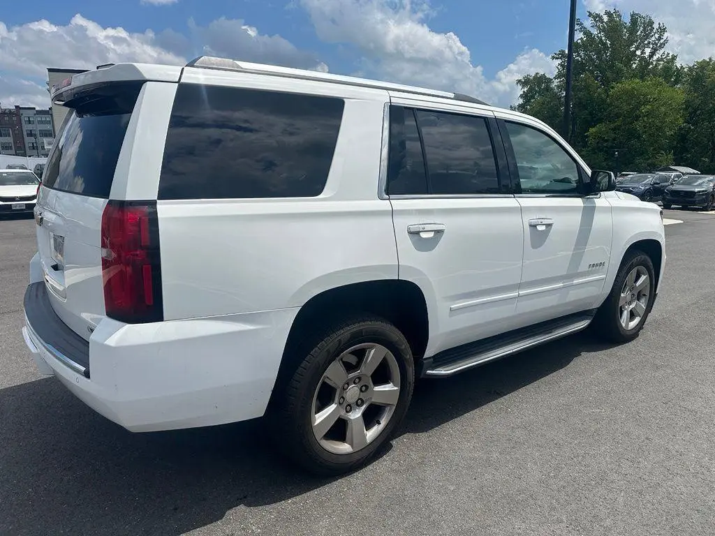 2019 CHEVROLET TAHOE PREMIER | Photo Three