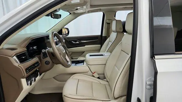 2024 GMC YUKON XL DENALI | Photo Five